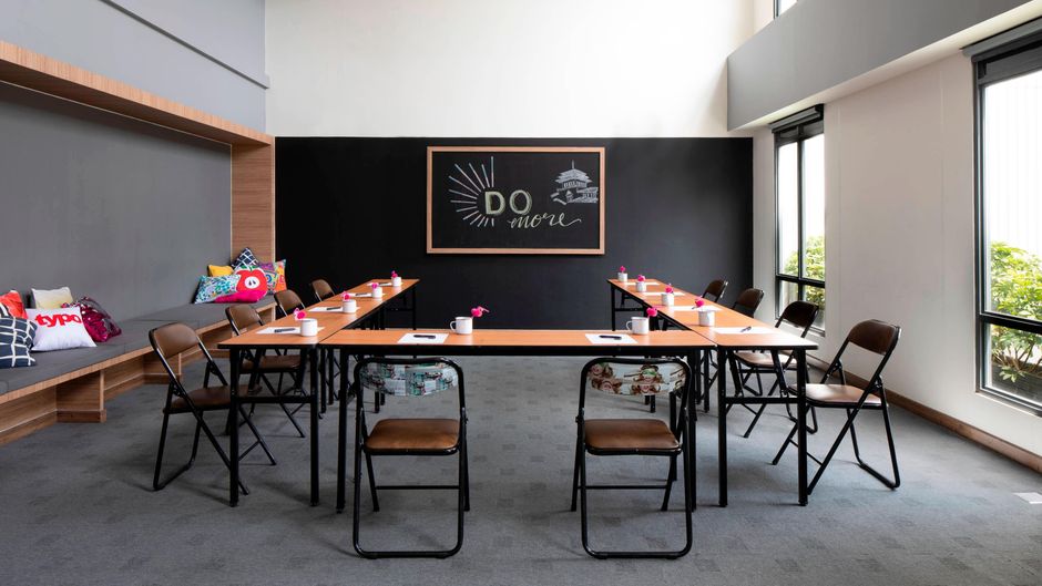 MOXY Bandung Meeting