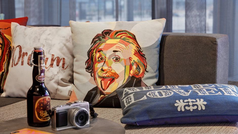 Moxy Bern Expo Room