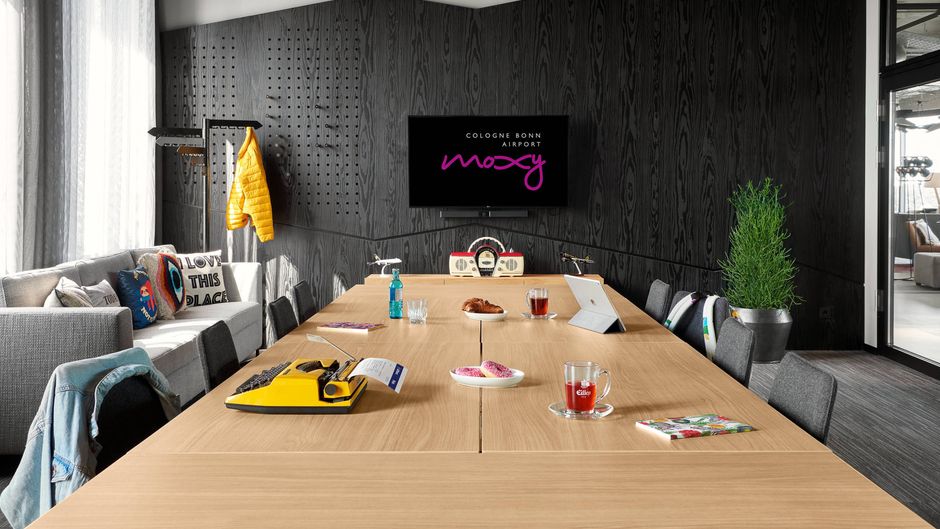 Moxy Cologne Bonn Airport Meeting