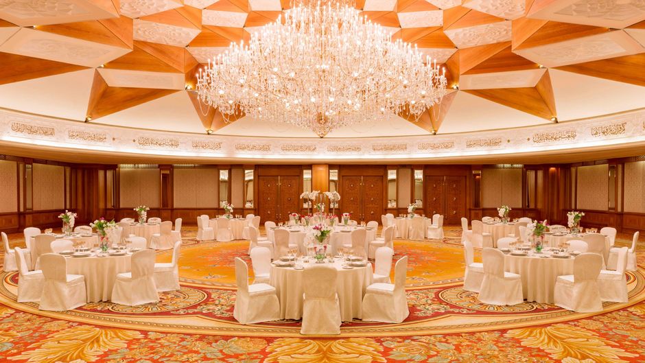 Sheraton Kuwait, Luxury Collection Hotel Meeting