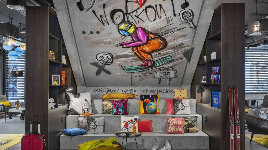 Moxy Lausanne Flon Lobby