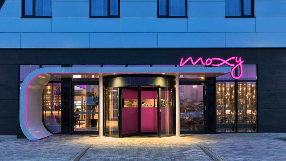 Moxy Frankfurt Airport Kelsterbach Exterior