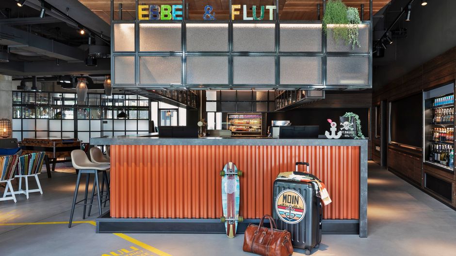 Moxy Hamburg City Lobby