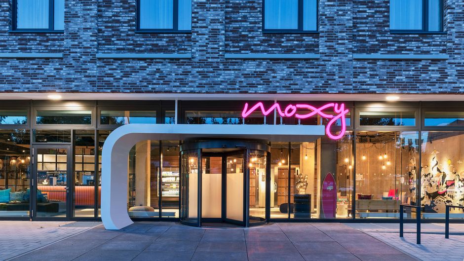Moxy Hamburg City Exterior