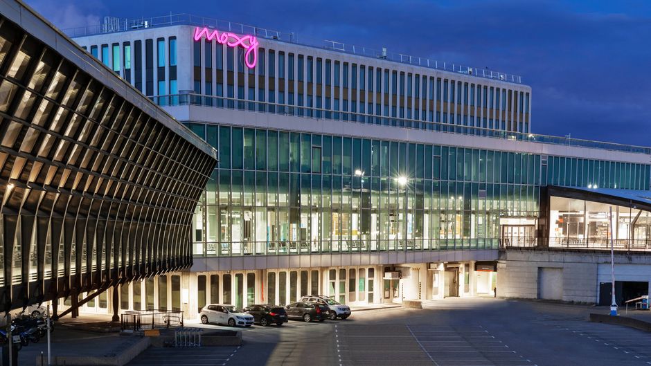Moxy Lyon Airport Exterior