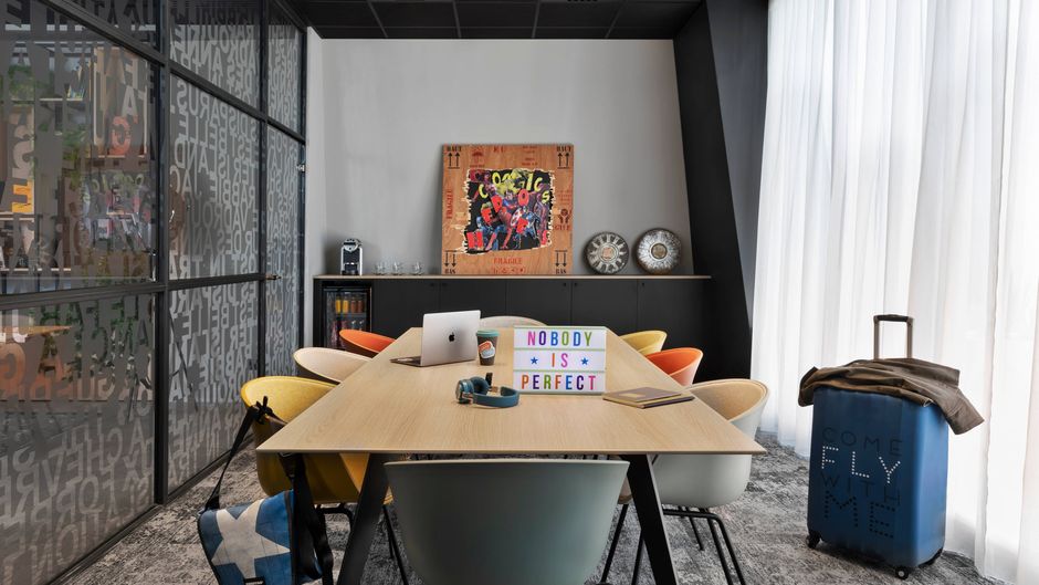 Moxy Lyon Airport Meeting