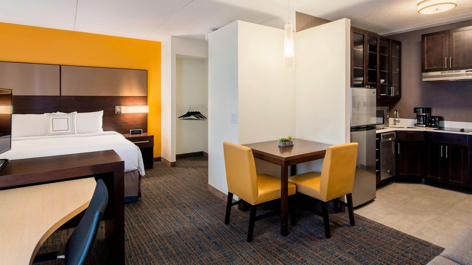 Residence Inn by Marriott Regina Suite