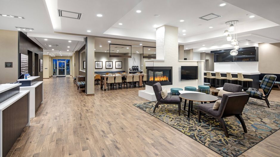 Residence Inn Toronto Mississauga West Lobby