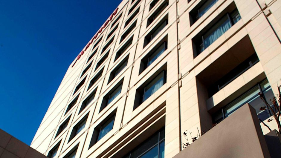 Marriott Exec Apts The Lakeview Exterior
