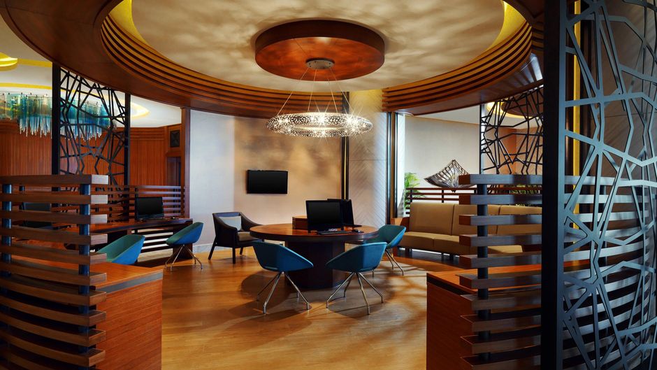 Sheraton Grand Adana Lobby