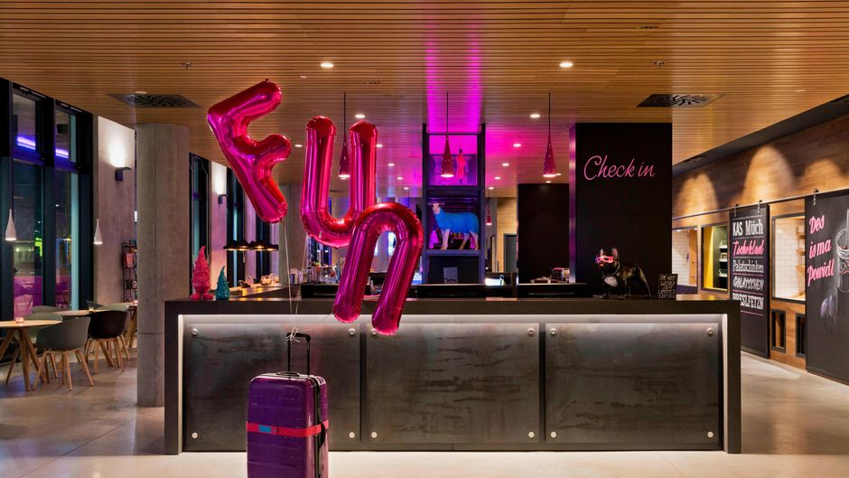 MOXY Vienna Airport Lobby