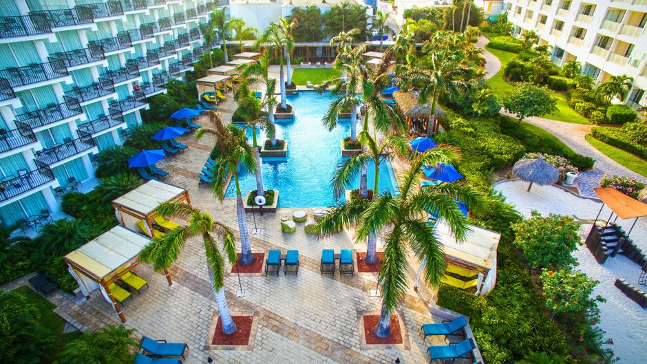 Aruba Marriott Resort & Stellaris Casino Pool