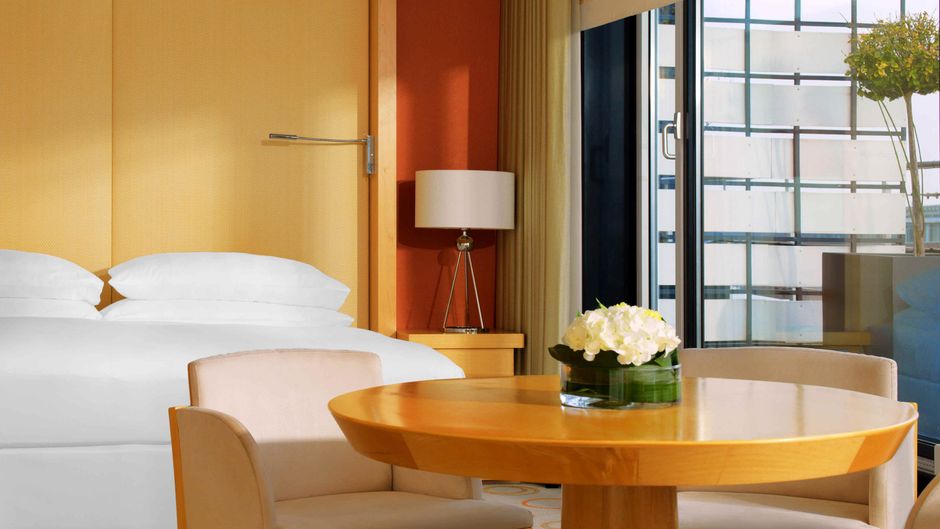 Sheraton Berlin Grand Hotel Esplanade Suite