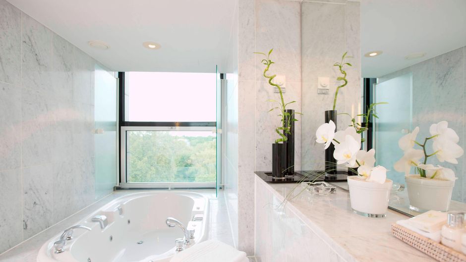 Sheraton Berlin Grand Hotel Esplanade Suite