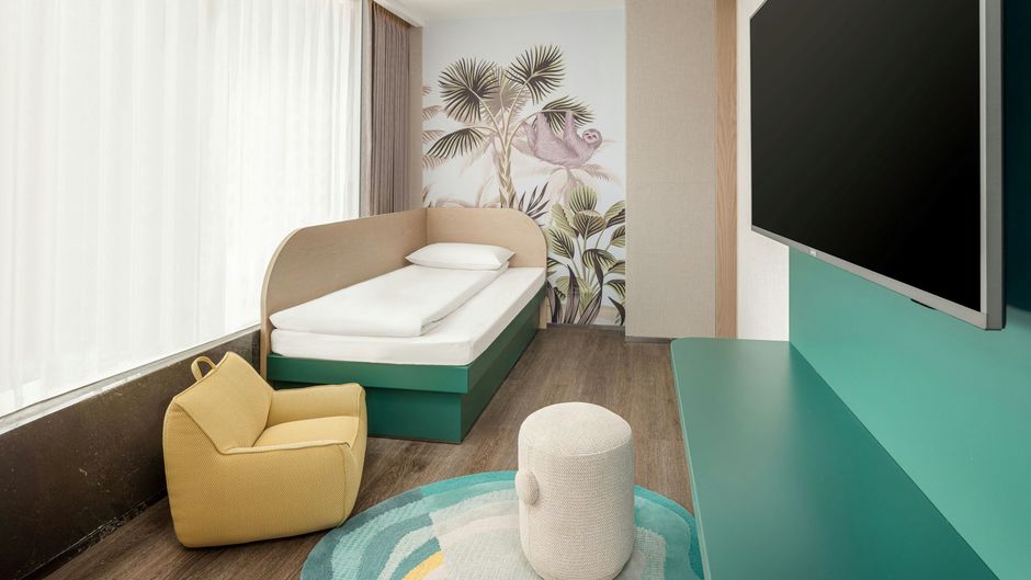 Lishui Marriott Hotel Suite