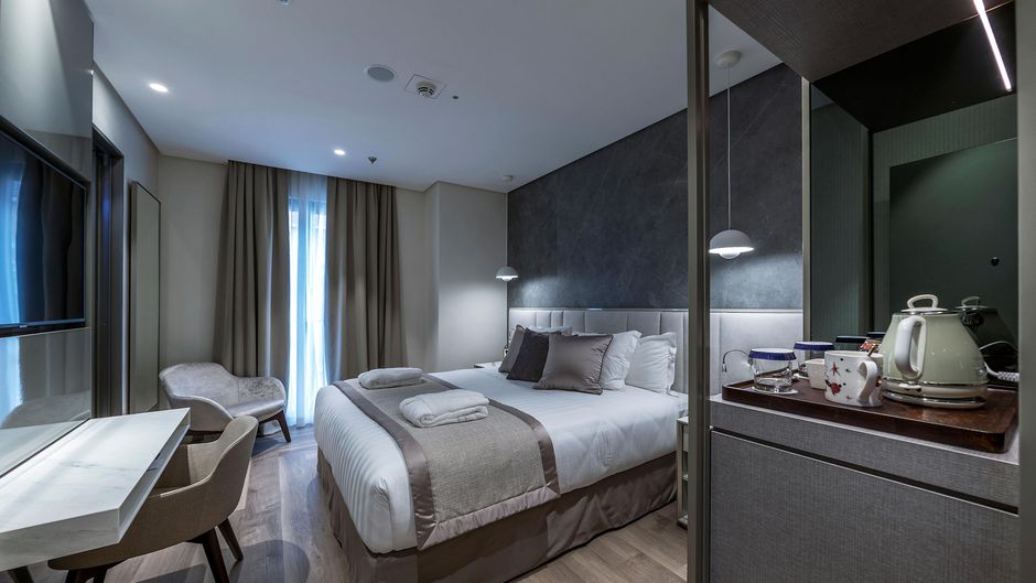 The Regency Rome, Tribute Portfolio Room