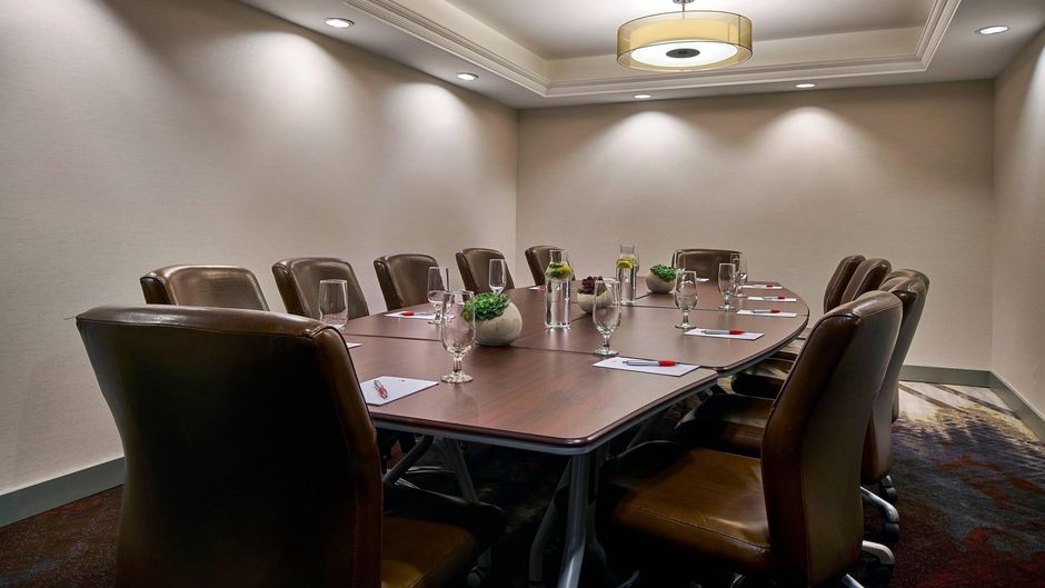 Vancouver Airport Marriott Hotel Meeting
