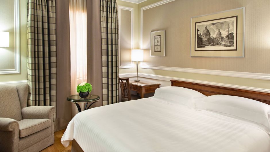 Marriott Grand Hotel Flora Room