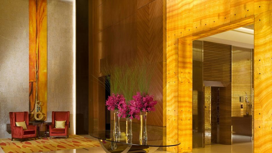 Marriott Exec Apts The Sandalwood Lobby