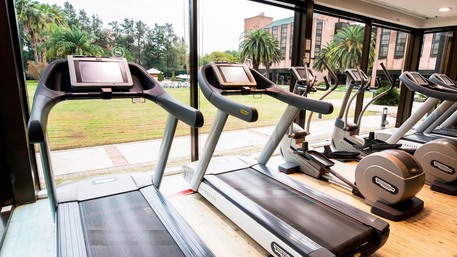 Sheraton Pilar Hotel & Convention Center Health Club