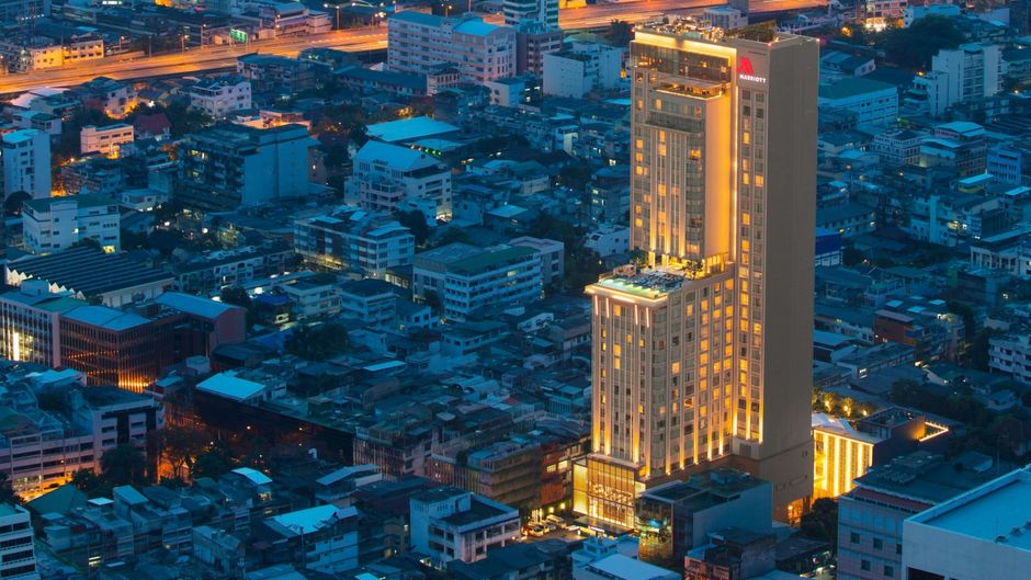 Bangkok Marriott Hotel The Surawongse Exterior