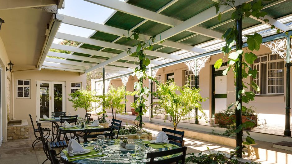 Protea Hotel Dorpshuis & Spa Exterior