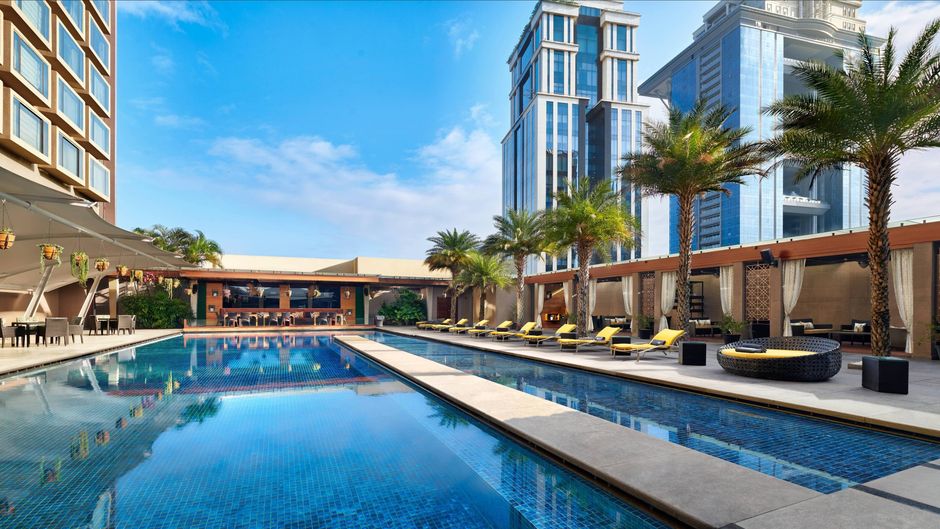 JW Marriott Hotel Bengaluru Pool