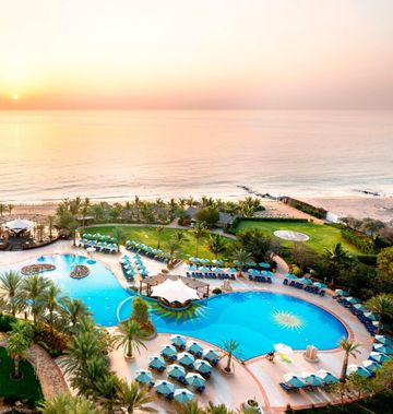 Le Meridien Al Aqah Beach Resort