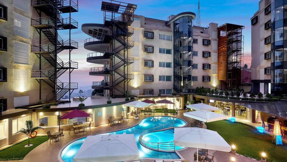 Protea Hotel Kampala Skyz Pool