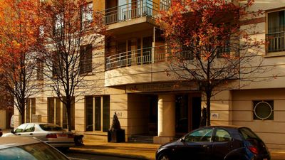 Marriott Exec Apts European Quarters