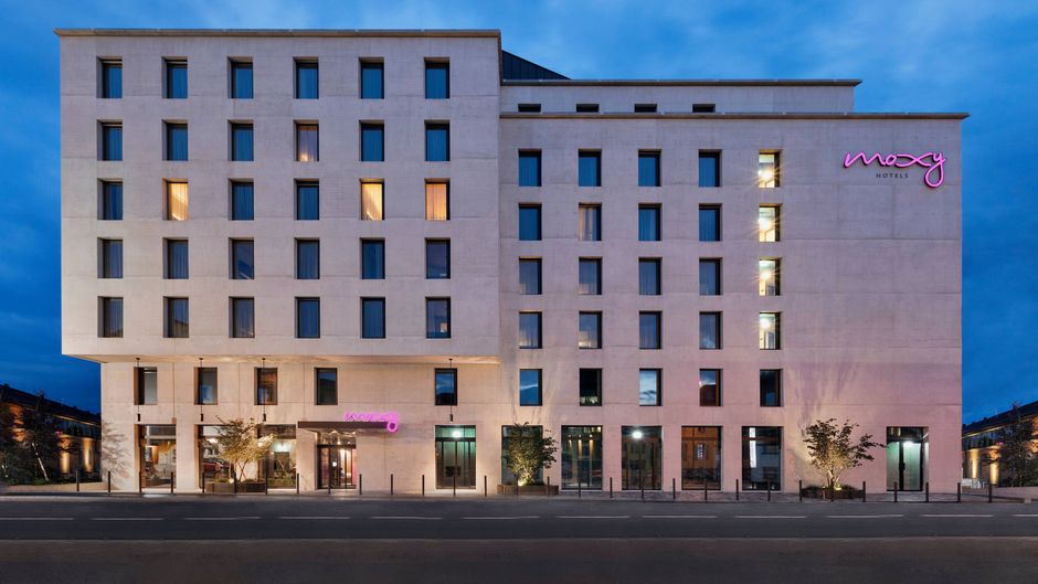 Moxy Rapperswil Exterior