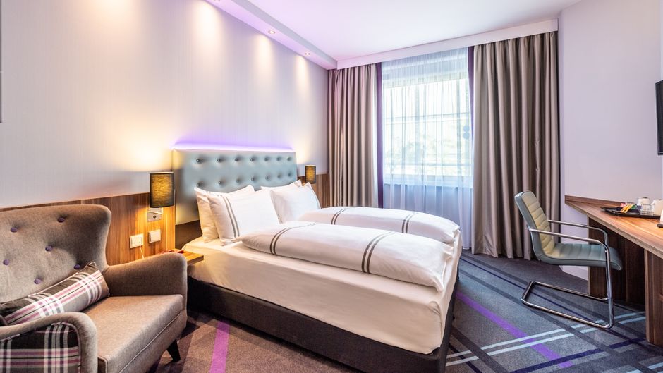 Premier Inn Essen City Hotel Room