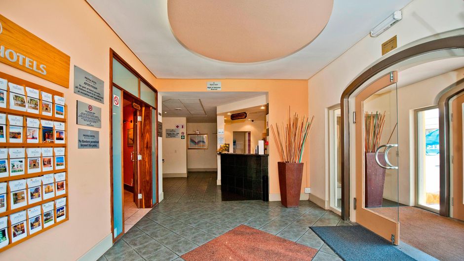 Protea Hotel Walvis Bay Indongo Lobby