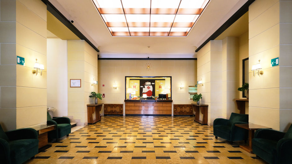 Atlantico Hotel Lobby