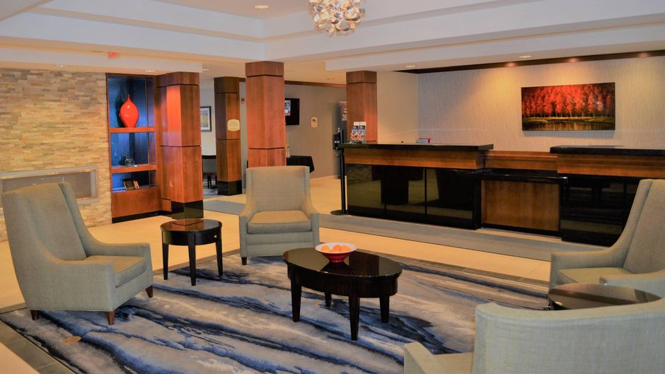 Fairfield Inn & Suites Sault Ste. Marie Lobby