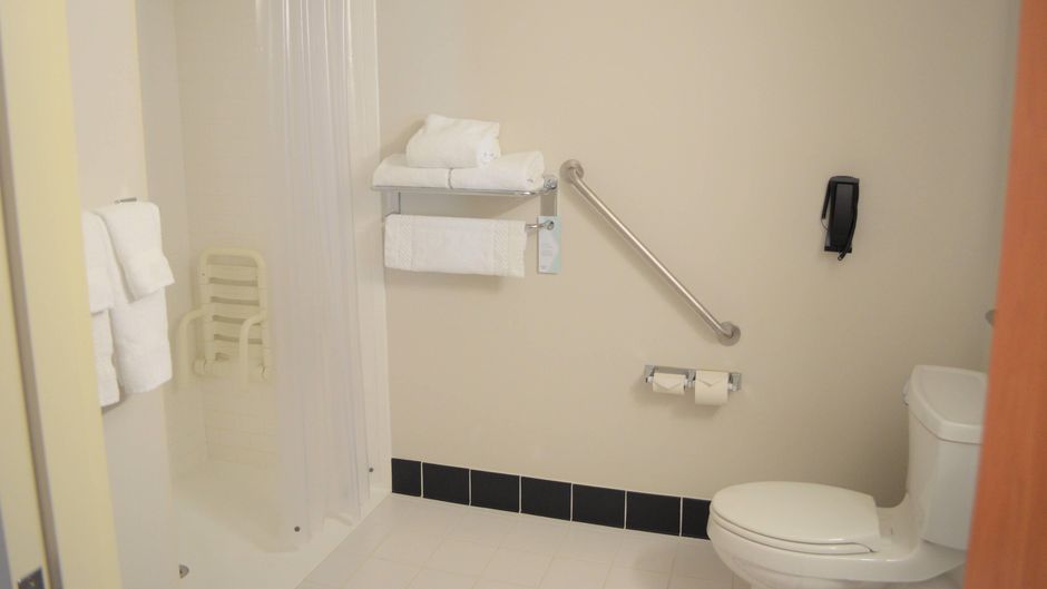 Fairfield Inn & Suites Sault Ste. Marie Room
