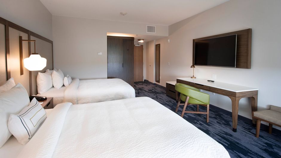 Fairfield Inn Edmonton Intl Airport Room