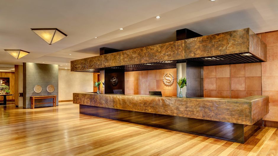 Sheraton Colonia Golf & Spa Resort Lobby