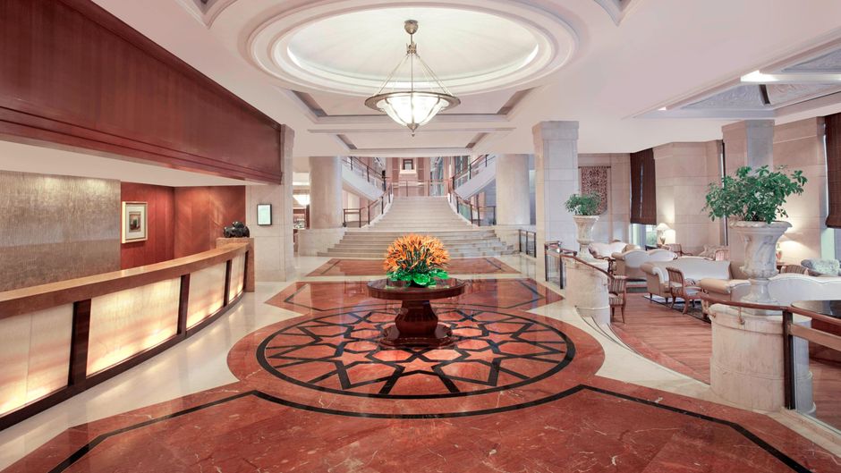 Sheraton New Delhi Hotel Lobby