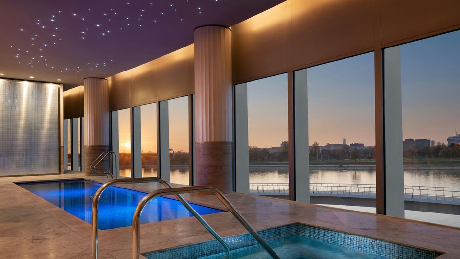 The St Regis Belgrade Pool