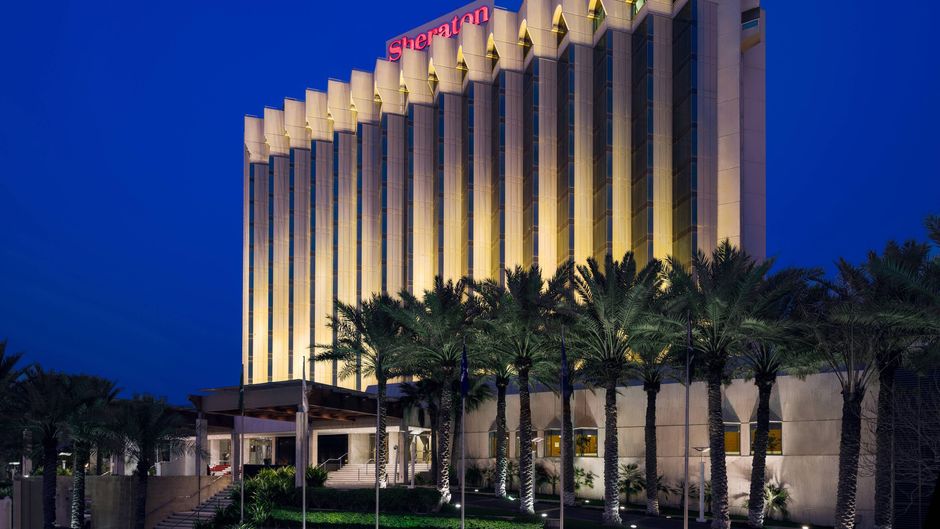 Sheraton Dammam Hotel & Convention Ctr Exterior