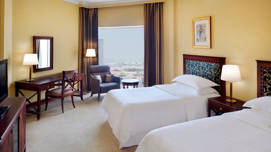 Sheraton Dammam Hotel & Convention Ctr Room