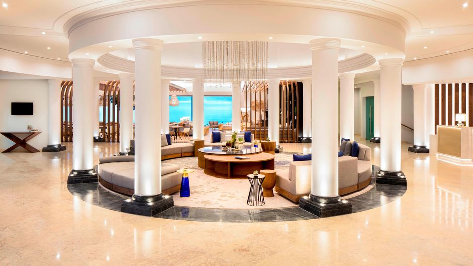 Praia Del Rey Marriott Golf&Beach Resort Lobby