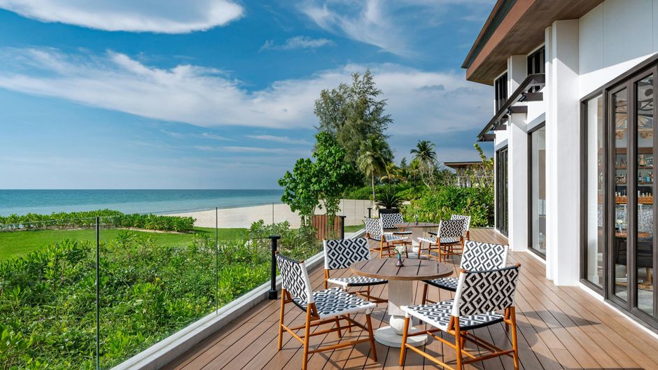 Khao Lak Marriott Beach Resort & Spa Beach