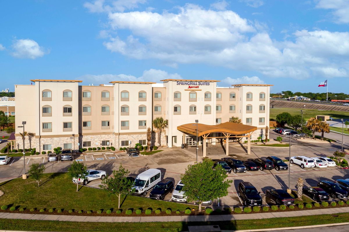 Springhill Suites Waco Woodway Woodway TX: Why Most People Book the Wrong Waco Hotel
