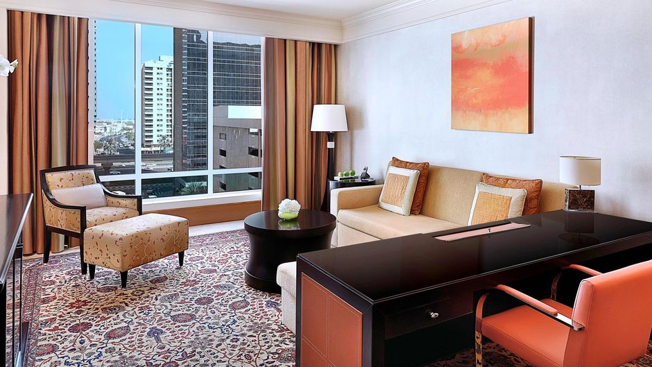 Ritz-Carlton Executive Residences, Dubai Room