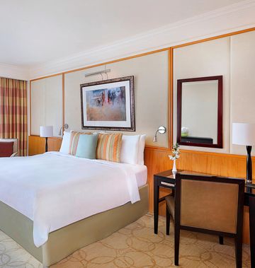 Ritz-Carlton Executive Residences, Dubai