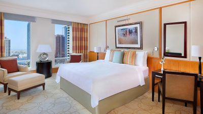 Ritz-Carlton Executive Residences, Dubai
