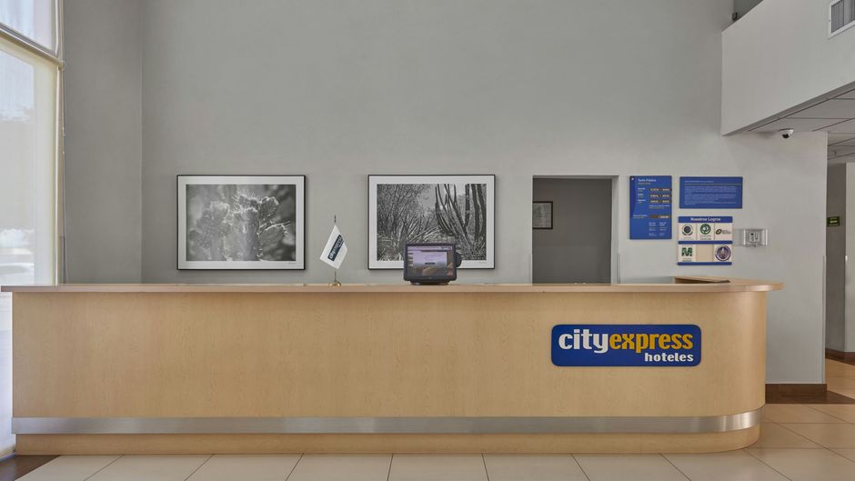 City Express by Marriott Ciudad Obregon Lobby