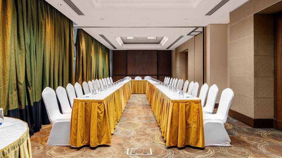 Sheraton Kampala Hotel Meeting